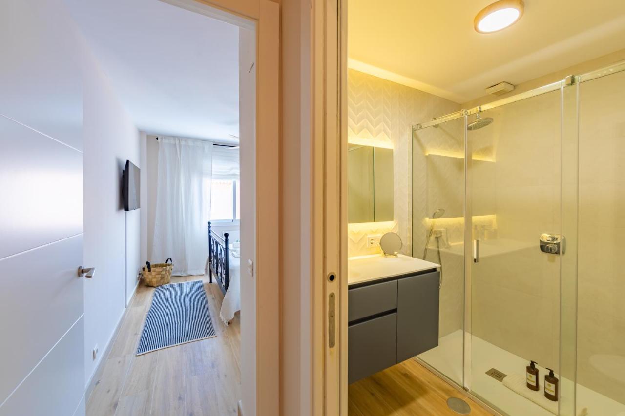 Beachfront, Pool, Terrace, Garage & Fibre Internet Tarifa Luaran gambar