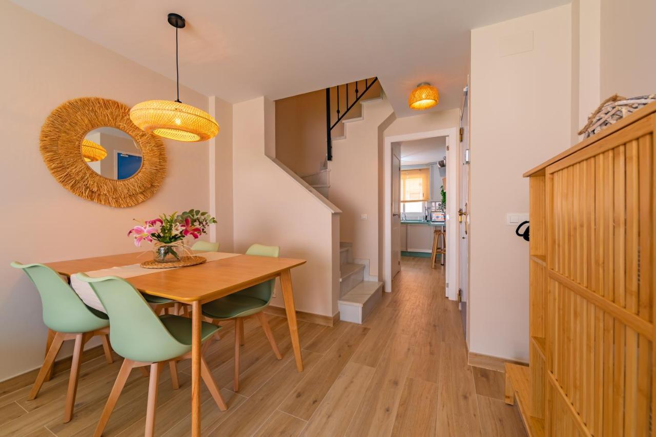 Beachfront, Pool, Terrace, Garage & Fibre Internet Tarifa Luaran gambar