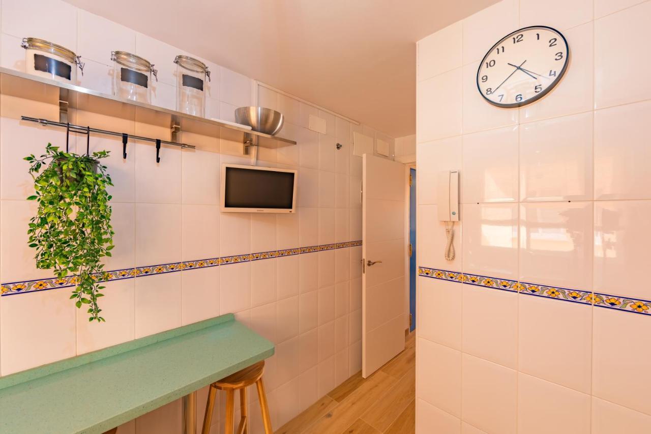 Beachfront, Pool, Terrace, Garage & Fibre Internet Tarifa Luaran gambar