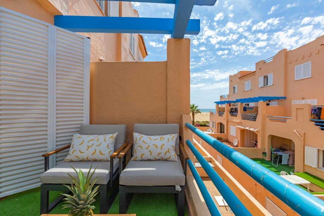 Beachfront, Pool, Terrace, Garage & Fibre Internet Tarifa Luaran gambar